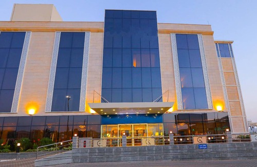 Unaizah Hotel | 47 m² Hotel ∙ 3 guests