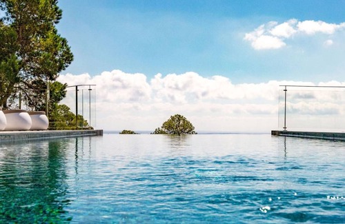 San Juan Bautista Villa | 477 m² Villa ∙ 5 bedrooms ∙ 10 guests