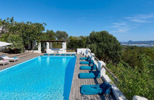 Sant Agusti des Vedra Villa | 477 m² Villa ∙ 5 bedrooms ∙ 10 guests
