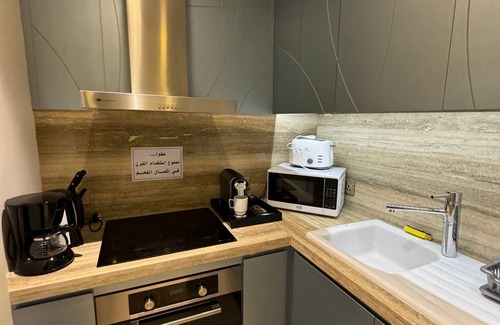 Al Olaya District Apartment | 4Leisure Suites DAMAC Esclusiva Towers