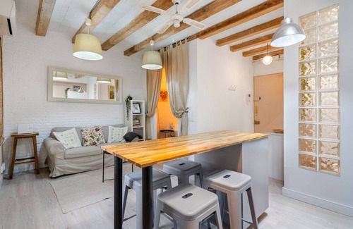 Sant Antoni Apartment | 50 m² Apartment ∙ 2 bedrooms ∙ 2 guests