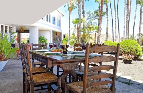 Tafira Other | 500 m² Accommodation ∙ 5 bedrooms ∙ 10 guests