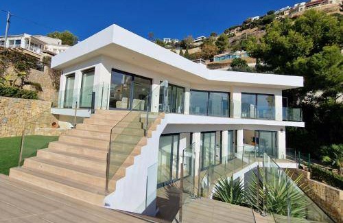 Aduanas Villa | 513 m² Villa ∙ 4 bedrooms ∙ 8 guests