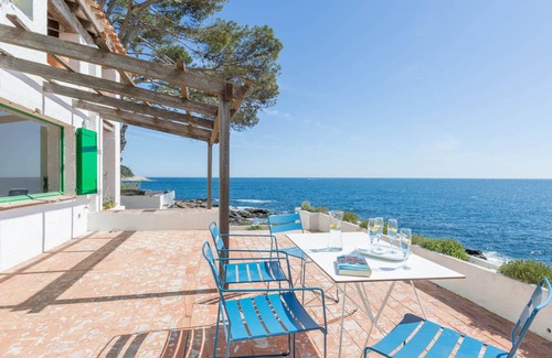 Calella de Palafrugell Villa | 556 m² Villa ∙ 6 bedrooms ∙ 12 guests