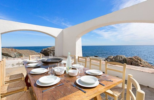 Calella de Palafrugell Villa | 556 m² Villa ∙ 6 bedrooms ∙ 12 guests