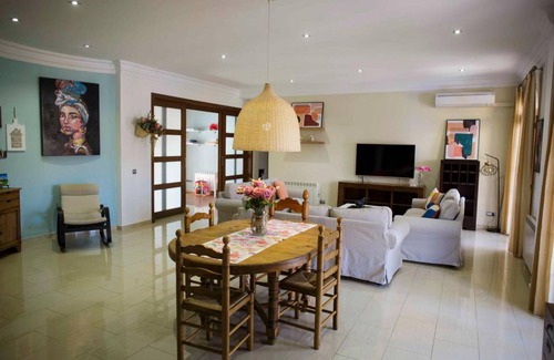Navarres Villa | 600 m² Villa ∙ 7 bedrooms ∙ 20 guests