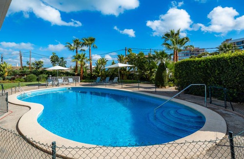 El Arenal Villa | 670 m² Villa ∙ 8 bedrooms ∙ 12 guests