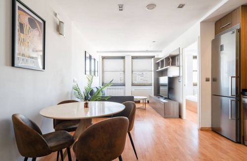 Moncloa - Arguelles Apartment | 70 m² Apartment ∙ 2 bedrooms ∙ 5 guests