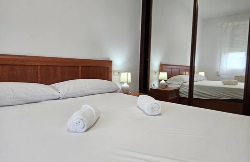 Cimadevilla Apartment | 70 m² Apartment ∙ 3 bedrooms ∙ 5 guests