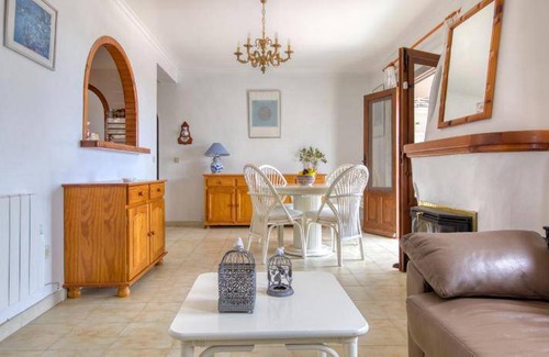 Empedrola House | 70 m² House ∙ 2 bedrooms ∙ 5 guests