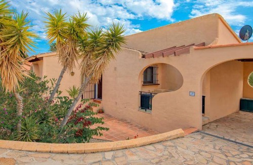 Empedrola House | 70 m² House ∙ 2 bedrooms ∙ 5 guests
