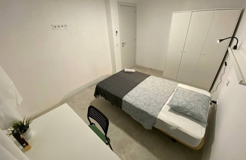 Arganzuela Resort | 75 m² Private room ∙ 1 bedroom ∙ 1 guest
