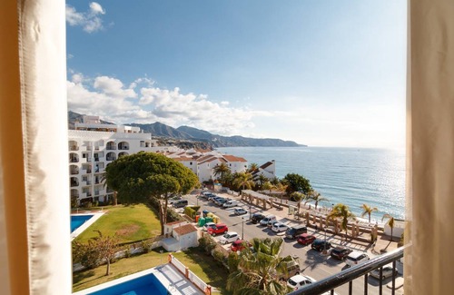 Nerja City Centre Apartment | 80 m² Apartment ∙ 2 bedrooms ∙ 4 guests
