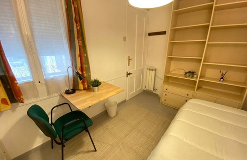 Barrio de las Letras Resort | 90 m² Private room ∙ 1 bedroom ∙ 1 guest