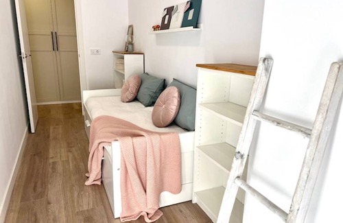 Rejas Apartment | 95 m² Apartment ∙ 3 bedrooms ∙ 4 guests