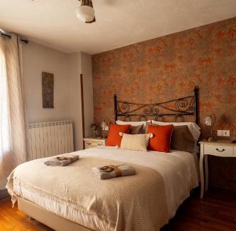 Cirauqui Hostel | Albergue de peregrinos en CIRAUQUI - CASA MARALOTX Camino de Santiago