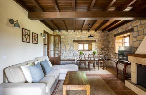 Guemes House | Alojamiento Rural Casa Roble -13802
