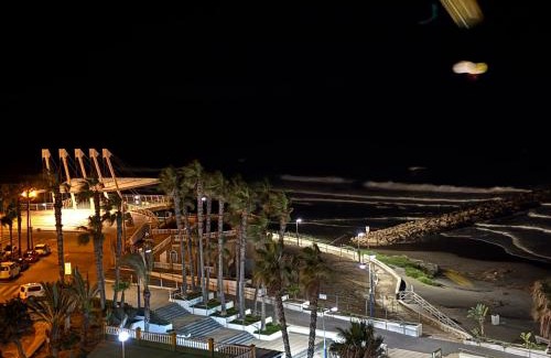 Torrox Costa Apartment | Apartamento primera línea de playa Torrox Costa MÁLAGA