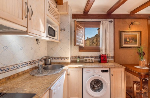 Daroca Apartment | Apartment 'Zayda' with Balcony, Wi-Fi and Air Conditioning