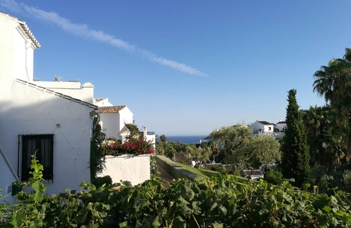 Oasis del Capistrano House | Baytree Villa Nerja