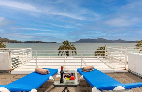 Puerto de Pollensa Apartment | Beachfront Apartment Sivella Mar by Sealand Villas