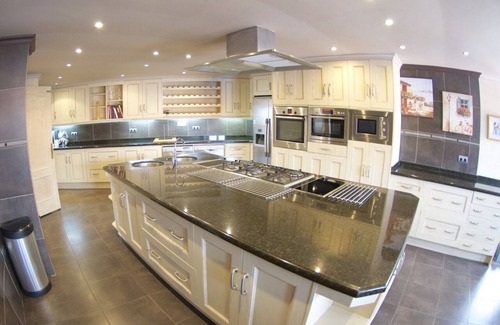 Torrox Villa | Beautiful Country Villa with stunning views, private pool & tennis court
