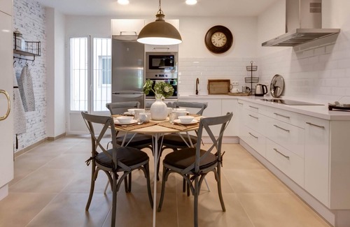 Museo Apartment | Beautiful large property for 8 people with a terrace and free parking