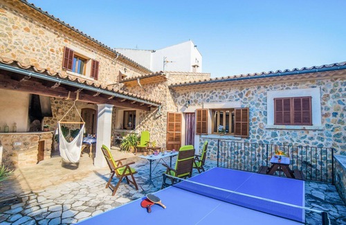 Mancor de la Vall House | Beautiful private villa for 8 people with hot tub, WIFI, A/C, TV and patio