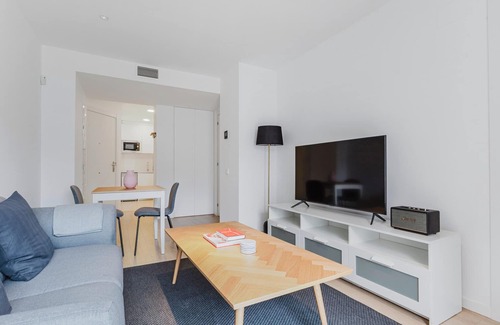La Nova Esquerra de l'Eixample Apartment | Blueground | Antiga Esquerra de l'Eixample 2bd apartment