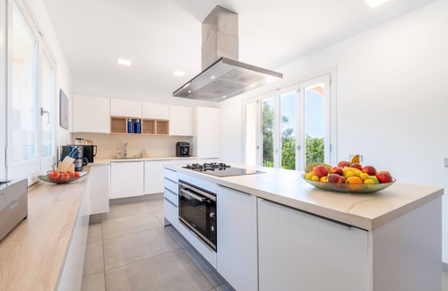 Portocolom Villa | Country House 'Es Clape' with Private Pool, Wi-Fi and Air Conditioning