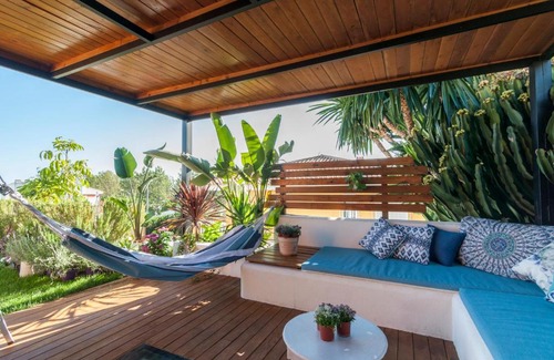 Torre de Benagalbon Apartment | CUBO DE MADERA individual con Jardín y Porche