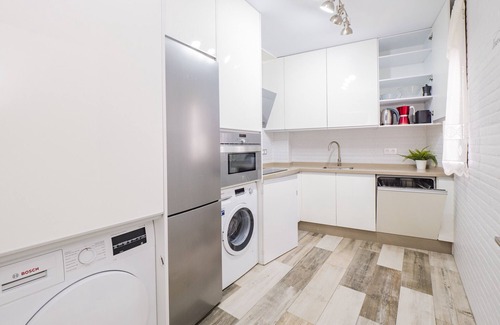 Alhaurin el Grande Apartment | Cubo's Urban Suite Town Centre/free wifi/air conditioning