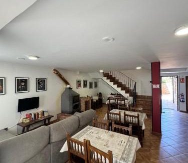 Hornillos del Camino Hostel | De Sol A Sol