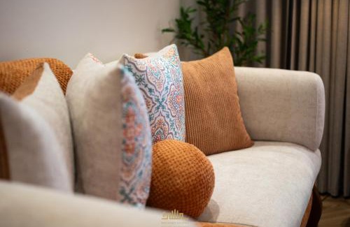 Al-Hamra'a Apartment | Delight Suites مسرّة للتأجير اليومي