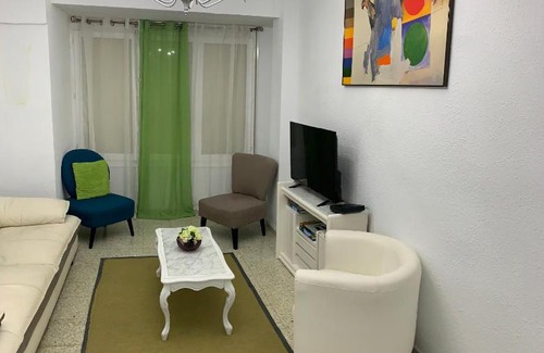 Alicante Apartment | Delightful 3 bedroom Apartment with Terrace E1EV