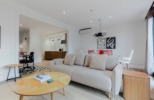 Esquerra de l'Eixample Apartment | 90 m² Apartment ∙ 2 bedrooms ∙ 4 guests
