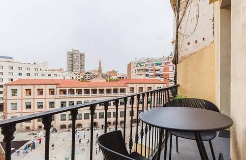 Esquerra de l'Eixample Apartment | 90 m² Apartment ∙ 2 bedrooms ∙ 4 guests