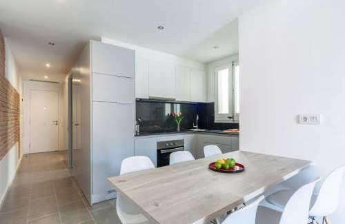 Esquerra de l'Eixample Apartment | 75 m² Apartment ∙ 3 bedrooms ∙ 4 guests