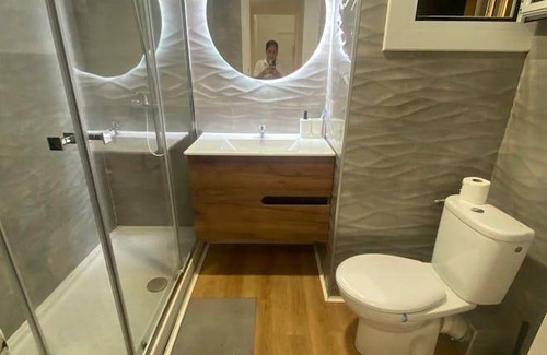 Esquerra de l'Eixample Resort | 110 m² Private room ∙ 1 bedroom ∙ 1 guest