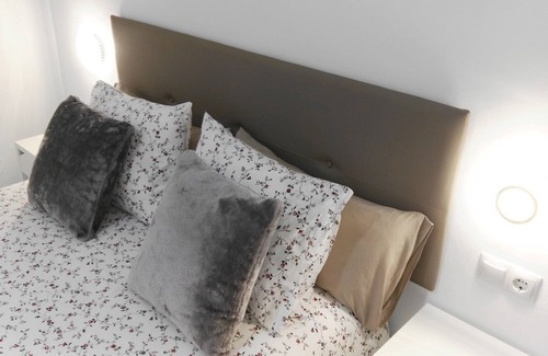 Ensanche Centro Hostel | Fan Rooms Duquesa