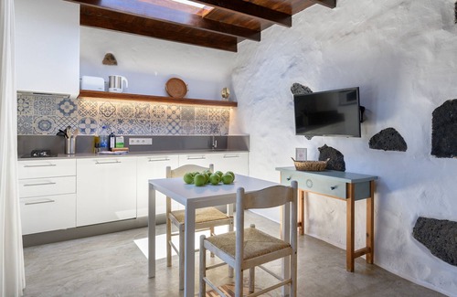 La Asomada Apartment | Fefo, La Casa del Medianero