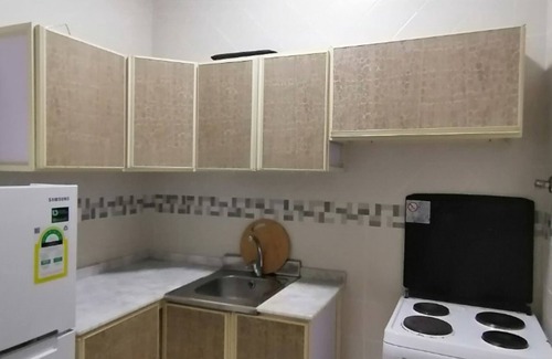 Jeddah Apartment | Fully Furnished Apt FOR RENT 2BHK Tahliya /28