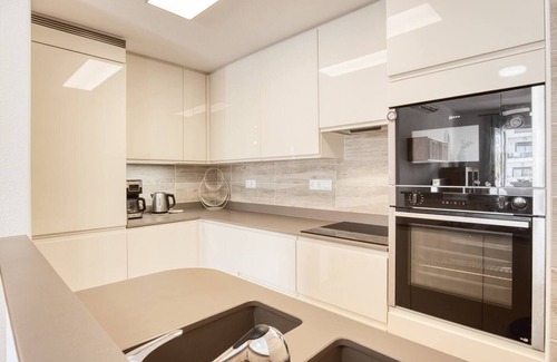 Orihuela Costa Apartment | Golfside Hideaway with Rooftop Views & Sunlight
