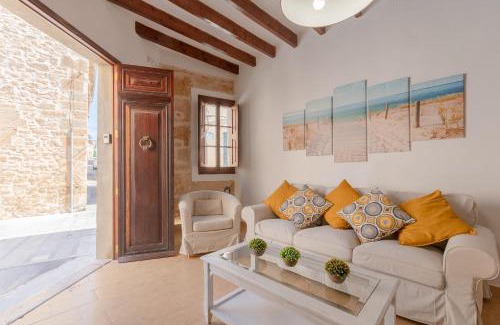 Old Town Alcudia Villa | Holiday Home Ca Na Serrieta