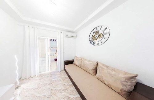 Torrevieja Apartment | Holiday Suite Bergantin 20 with Sea