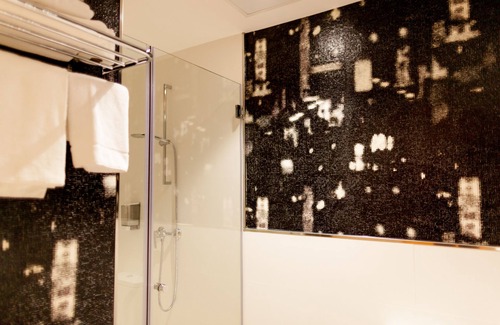 Ciutat Vella Hostel | Host & Home