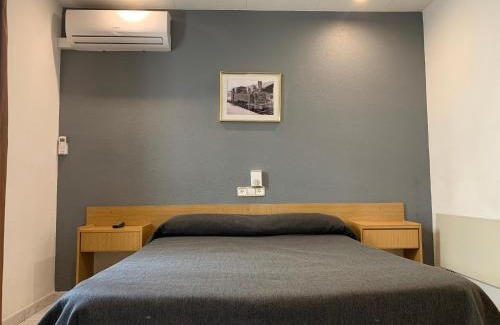 Angles House | Hostal Tarrés