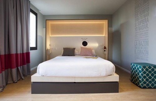 Esquerra de l'Eixample Hostel | Hostel ∙ 8 guests