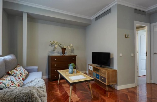 Recoletos Apartment | LEEWAYS APARTMENT V in ALCALÁ 99