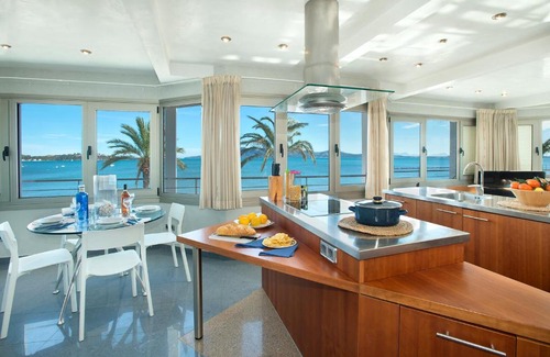 Puerto de Pollensa Apartment | Life By the Beach - Sea View Apartment 2